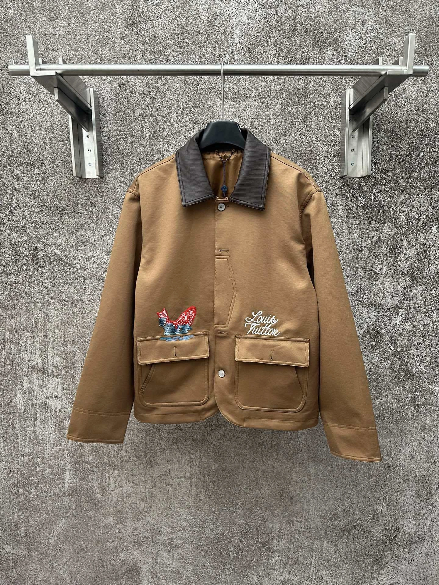 wg.luxury-- 8V Nigo item: E-F431J1719